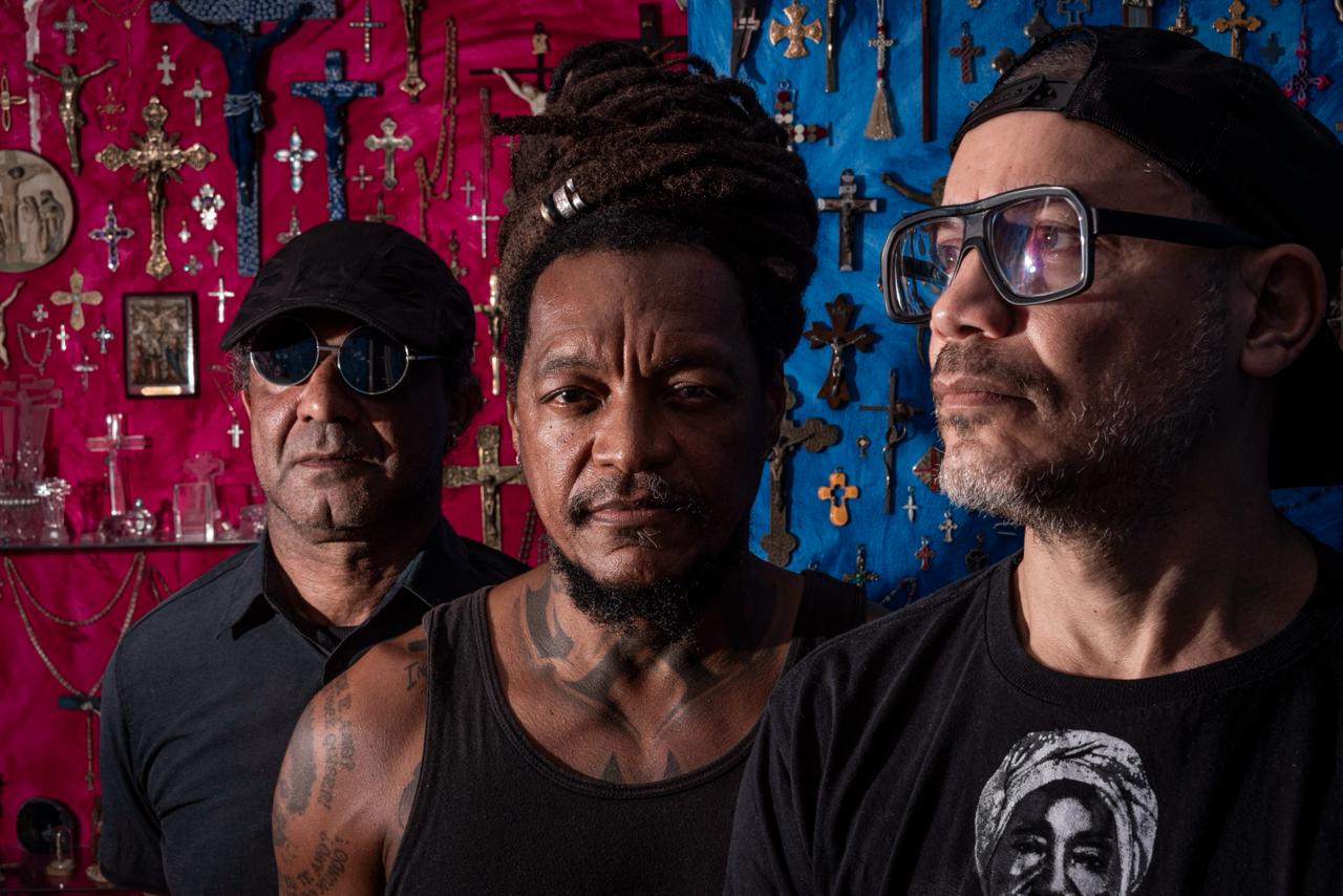 Devotos - cred Fred Jordão